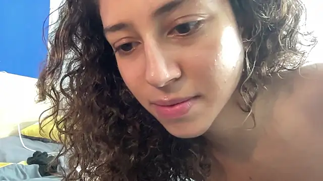 absoluthorrorfield's Live XXX Chat