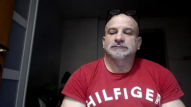 Chat +18 de Mauro7788 ao vivo