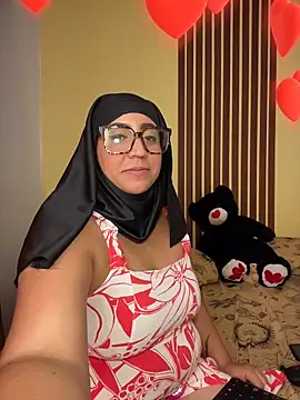 Chandra_Yusef's Live XXX Chat