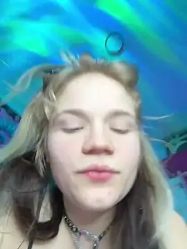 Cutiepiespanks 现场XXX聊天