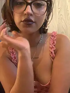 LilithMonette 现场XXX聊天