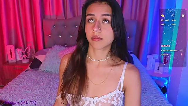 Czat XXX na żywo – Emiily_Scott1