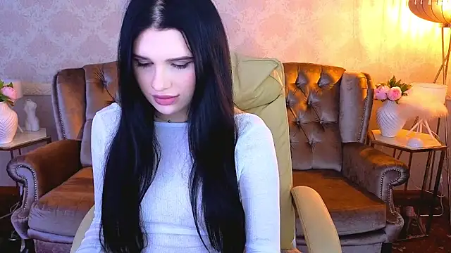 Show modela Neyla_Charm na web-kameri