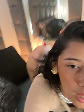 BrigitteVons Adlı Modelin Canlı XXX Sohbeti