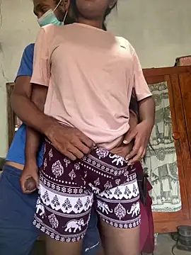 Inuchethi Live XXX-Chat