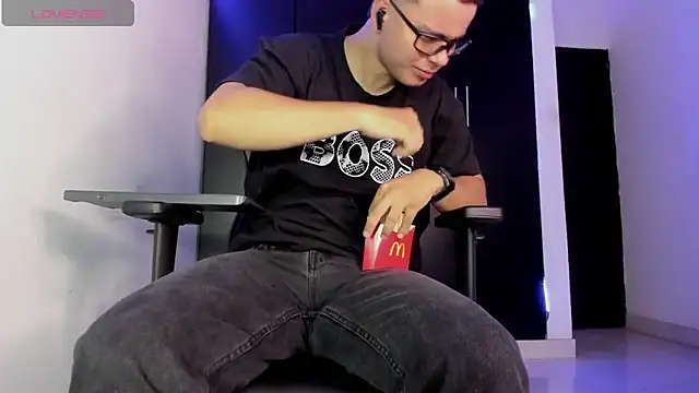 عرض كام Liam_Mateo