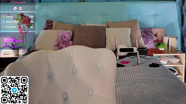 Aurora_Bennet: онлайн-секс-чат