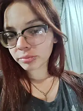 Chat XXX en directo de Luluu063i