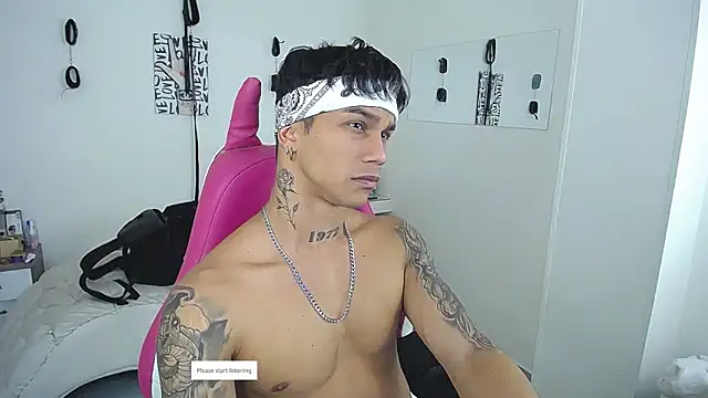 Leonard_Price Live XXX-chat