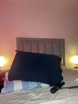 DanikRosseのライブXXXチャット