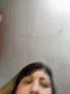 Chat XXX ao vivo de KittieCatty