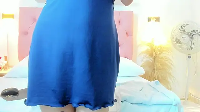 Онлайн чат XXX valeryn__rosse