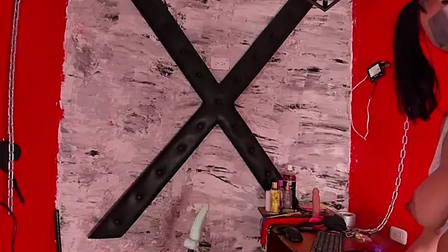 Chat +18 de Charlotte_Bms7 ao vivo