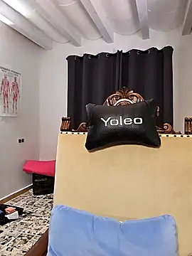 Онлайн чат XXX kylie_blck