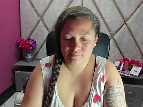 Sarah_Boobs_: απευθείας συνομιλία ΧΧΧ