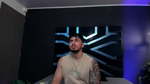 Brad_Summerのウェブカメラショー