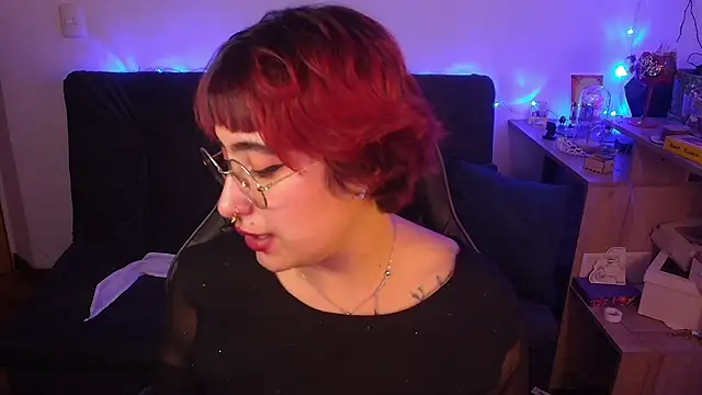 Chat XXX en directo de Miacatsito3