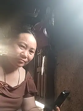 Lindxx-hot's Live XXX Chat