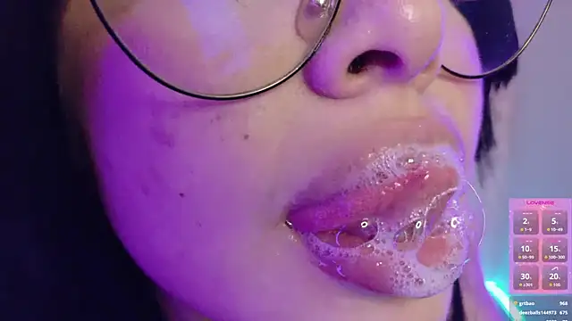 Chatroom XXX en direct de Haelycute