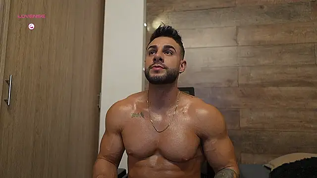 connor_h1 Show in webcam