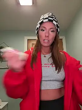 misspollypeach Adlı Modelin Canlı XXX Sohbeti