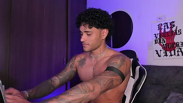 Alessandro_Vanni 웹캠 쇼