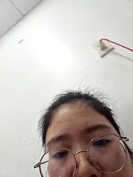 HinaLovely Adlı Modelin Canlı XXX Sohbeti