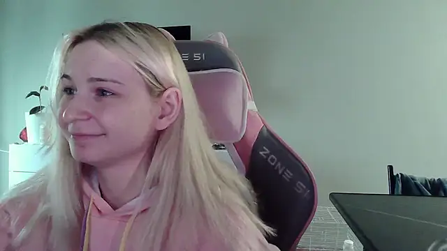 Chat +18 de VladaLevine ao vivo