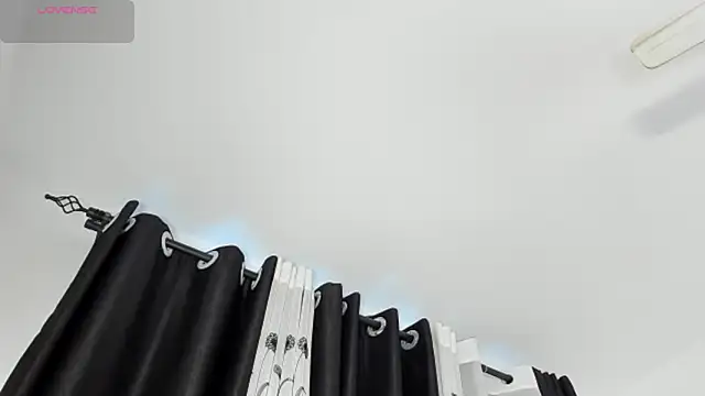 Chat +18 de CREAMY_BUBBLEGUM ao vivo