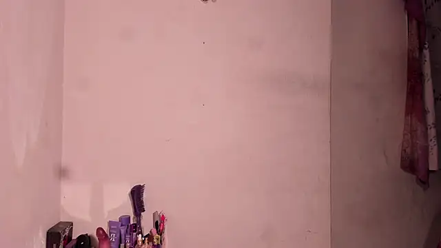 bad_girl_xxx Adlı Modelin Canlı XXX Sohbeti