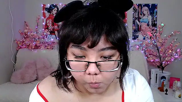 Moertomlly Show in webcam