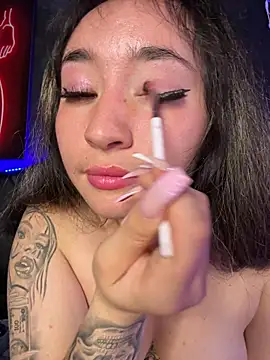 Chat +18 de Sophie_LS ao vivo