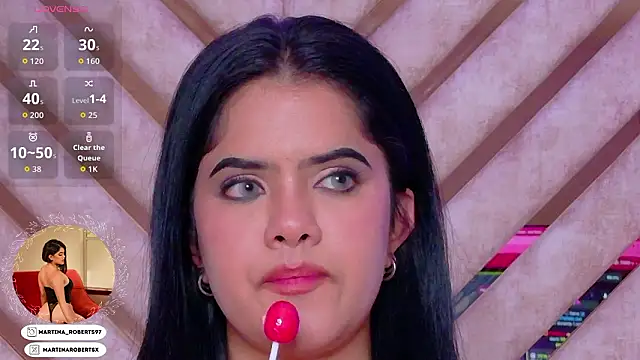 Chat XXX en directo de Martina-Roberts-