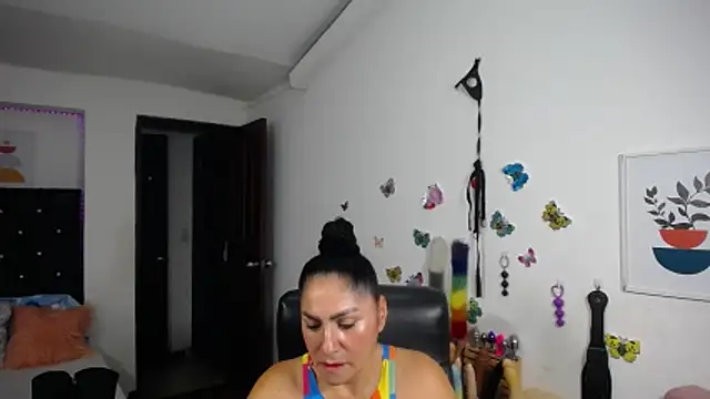 دردشة mature_bigboobs10 الجنسية المباشرة