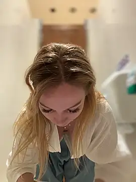 LavenderHot Show Webcam