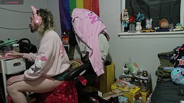 Онлайн чат XXX tallnerdyguy