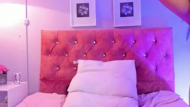 Онлайн чат XXX GabiHills