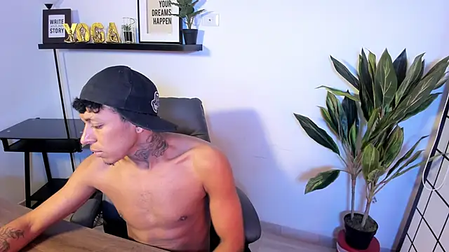 Jonathan_Guzman_ Webcam show