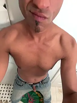 ZF-Athlete's Live XXX Chat