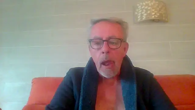 tuggy59n Live XXX chat