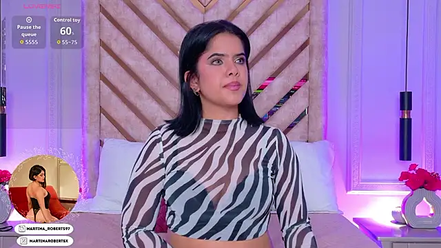 دردشة Martina-Roberts- الجنسية المباشرة