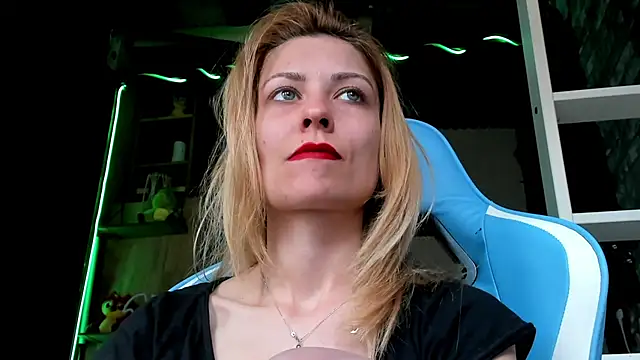 karo123421のライブXXXチャット