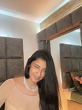 BrigitteVons 现场XXX聊天