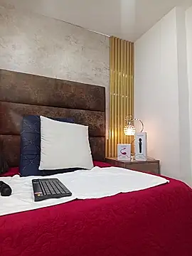 IsisBlake Webcam-Show