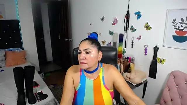 XXX chat uživo modela mature_bigboobs10