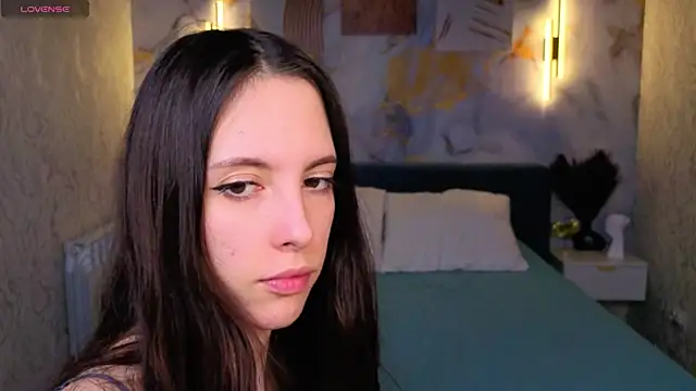XXX chat uživo modela elise_robbie