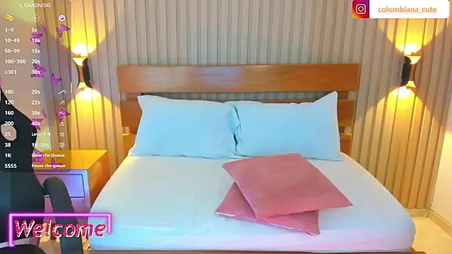 soffia_modre_'s Live XXX Chat