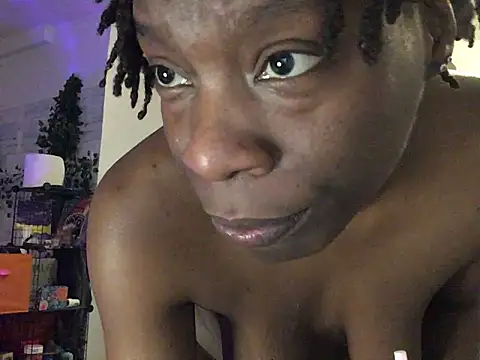 littyleesh1's Webcam Show