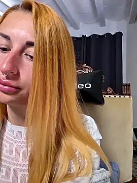 kylie_blck Adlı Modelin Canlı XXX Sohbeti