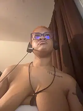 Chat XXX Live nickytheehawtie